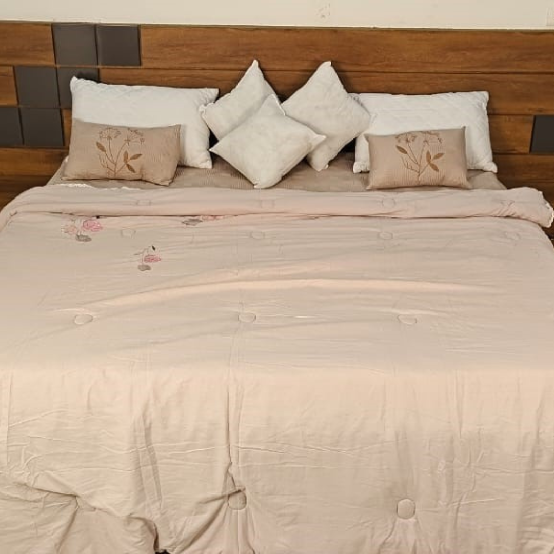 Ultra Soft Glace Cotton Tufted Comforter – Double Bed Size