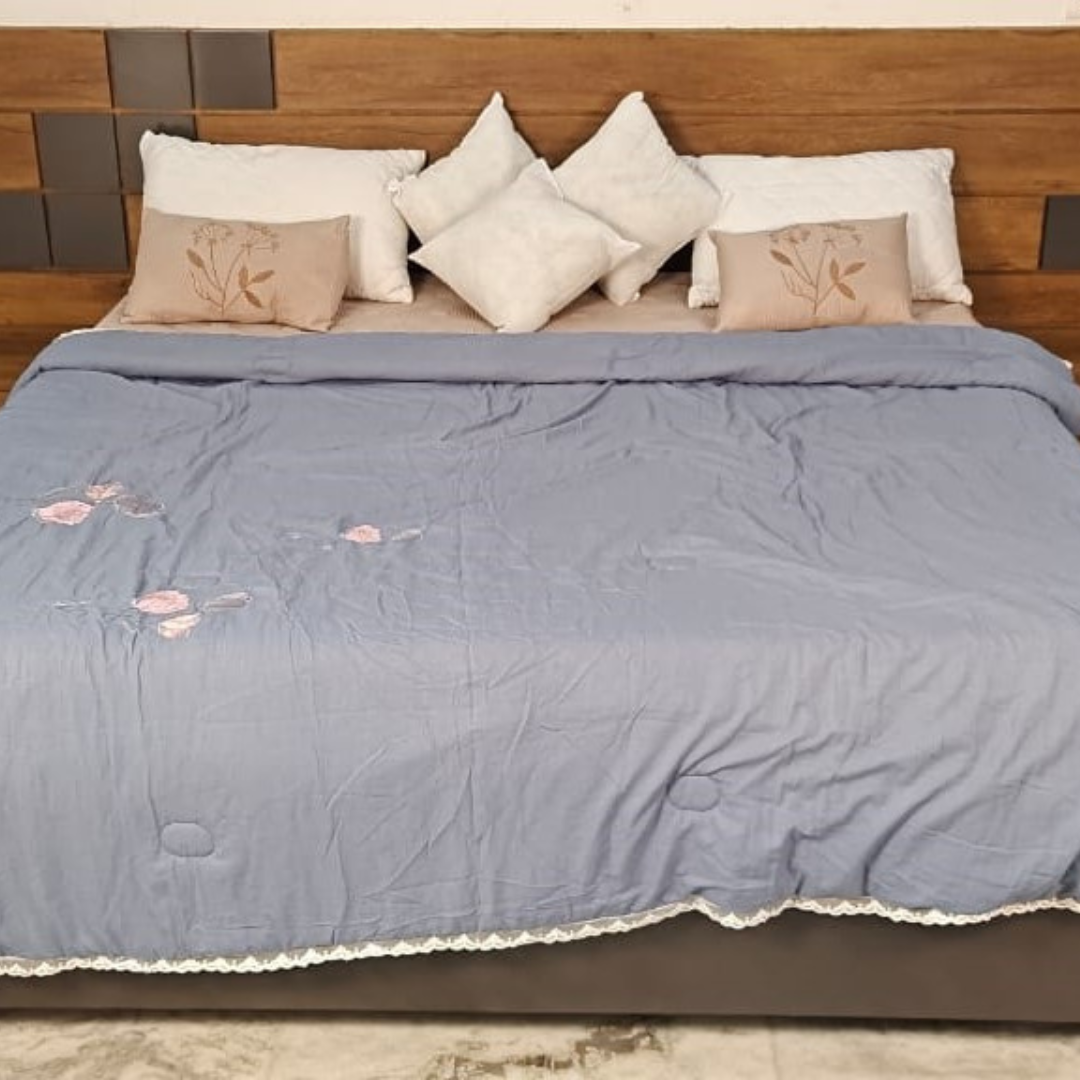 Ultra Soft Glace Cotton Tufted Comforter – Double Bed Size